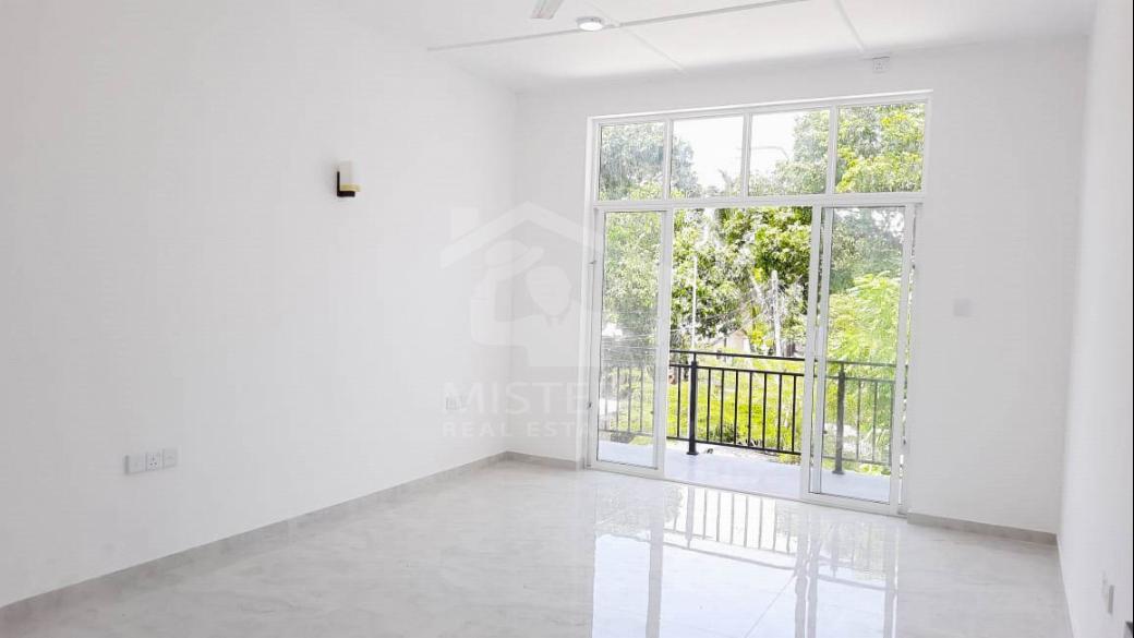 Twin Houses For Sale in Mount Lavinia - image 6