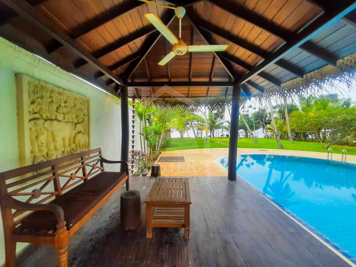 Villa For Sale in Tangalle- image 7