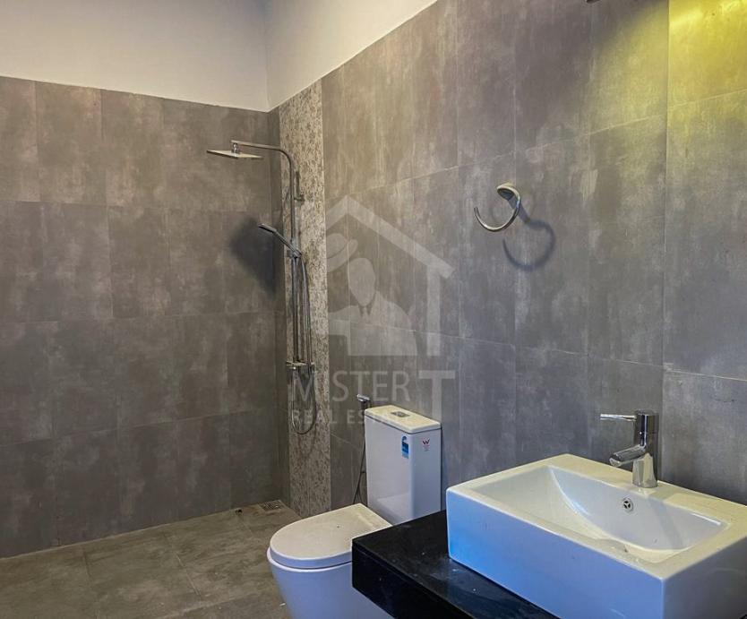 House for sale in Colombo 06- image 10