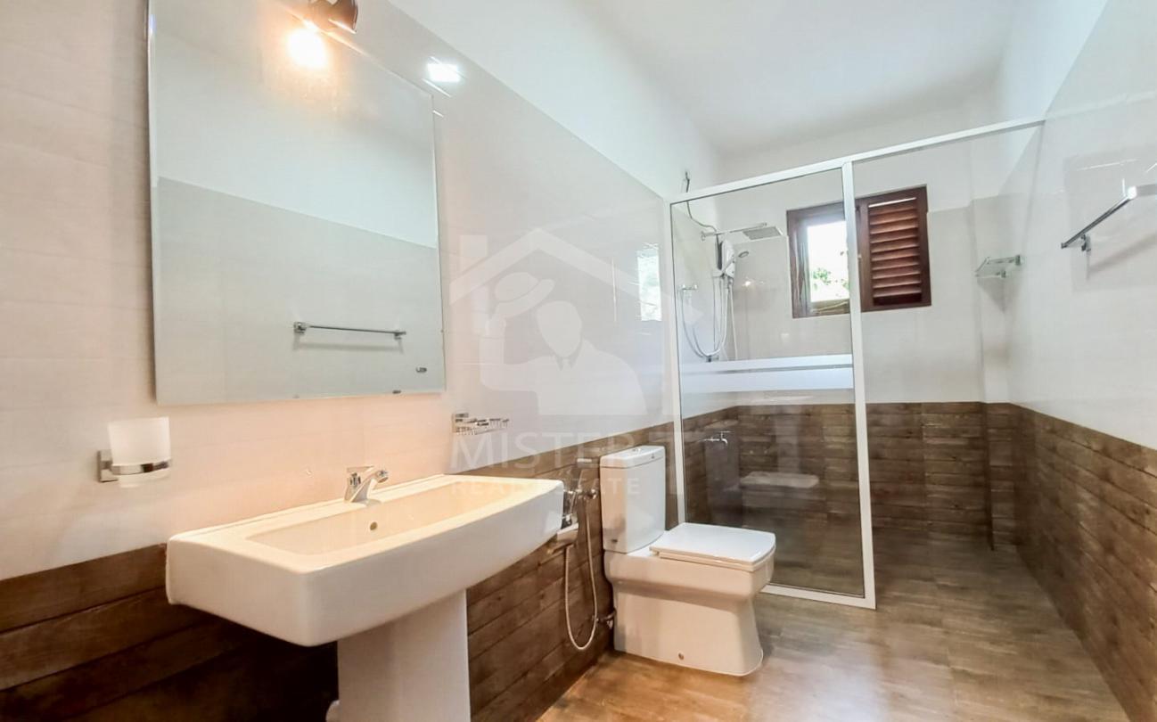 Luxury House for Sale in Malabe - image 10