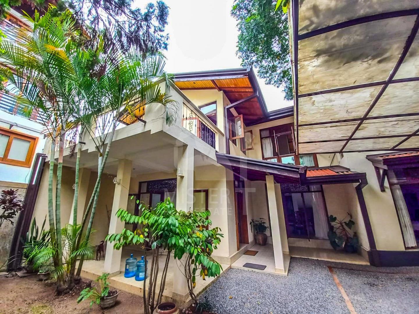 House for Sale in Ethul Kotte- image 1