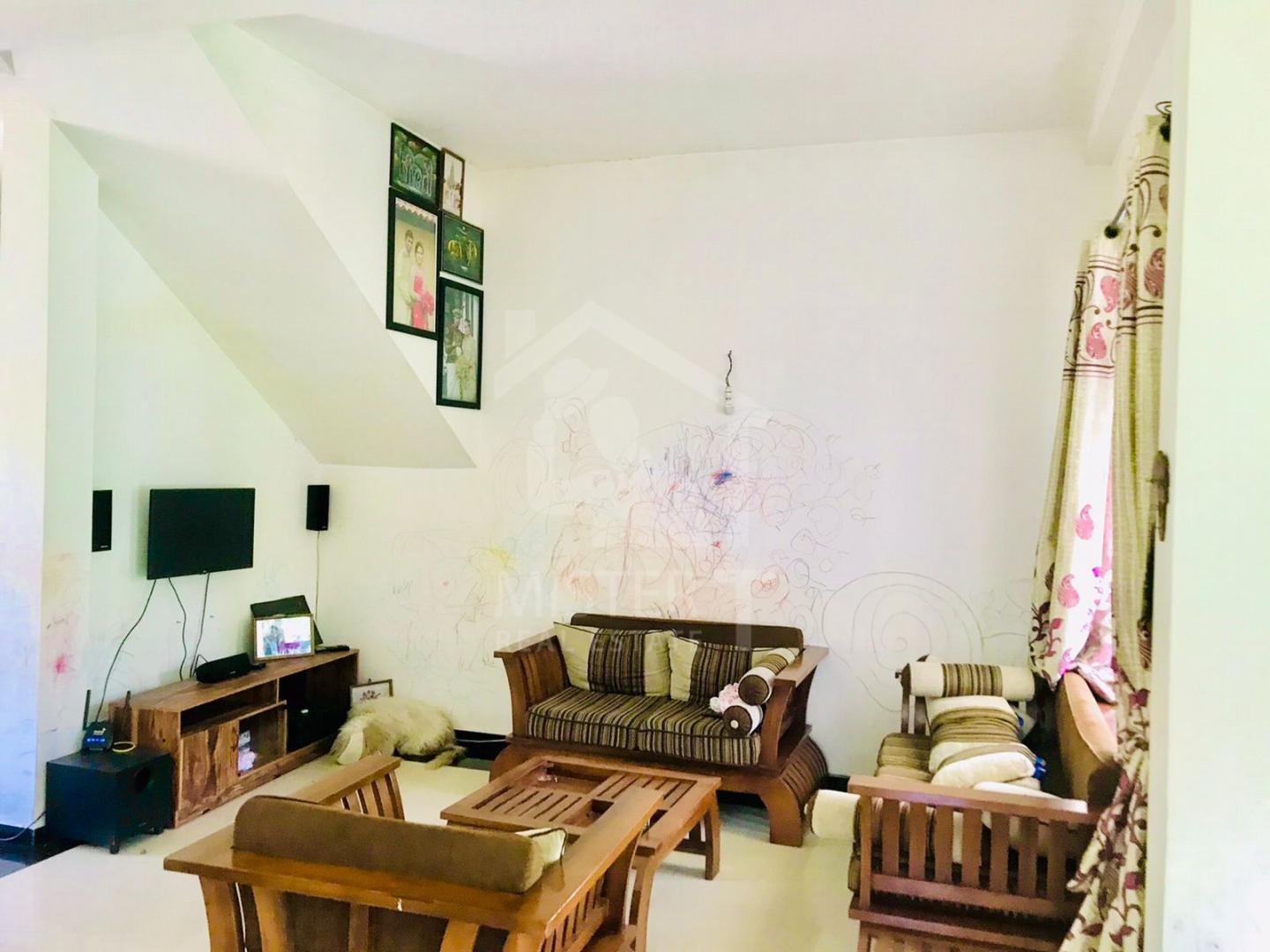 House for Sale in Homagama - image 1