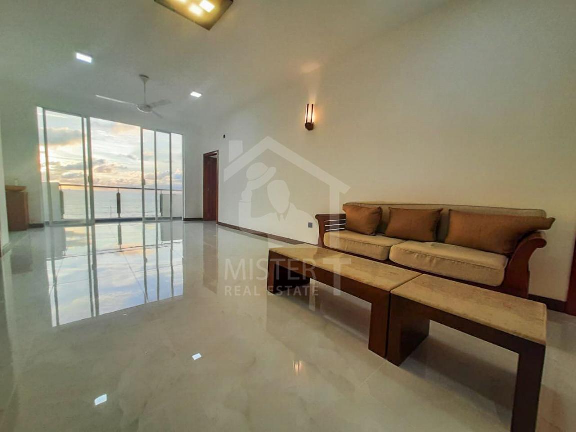 Apartment for Sale at Rich Tower- image 1