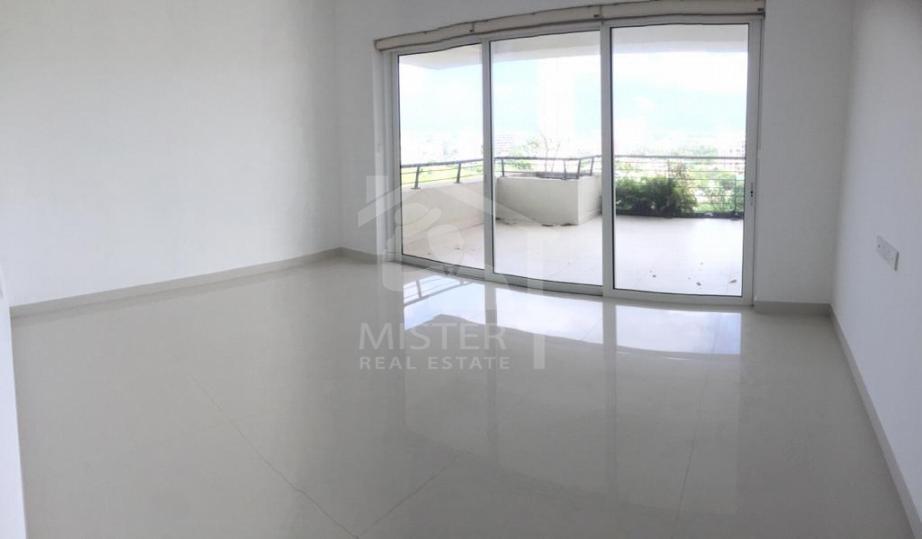 Apartment for Sale at Clearpoint Apartments image 2