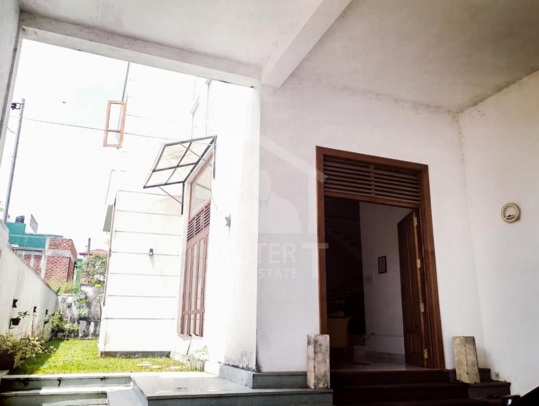 House for Sale in Piliyandala- image 2