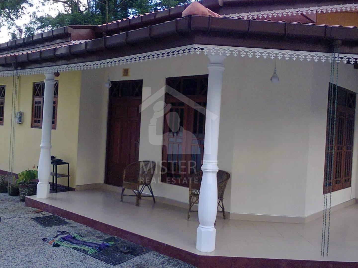 House for Sale in Kaduwela - image 2