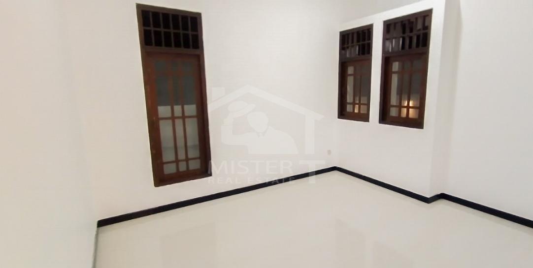 House for Sale in Piliyandala - image 3