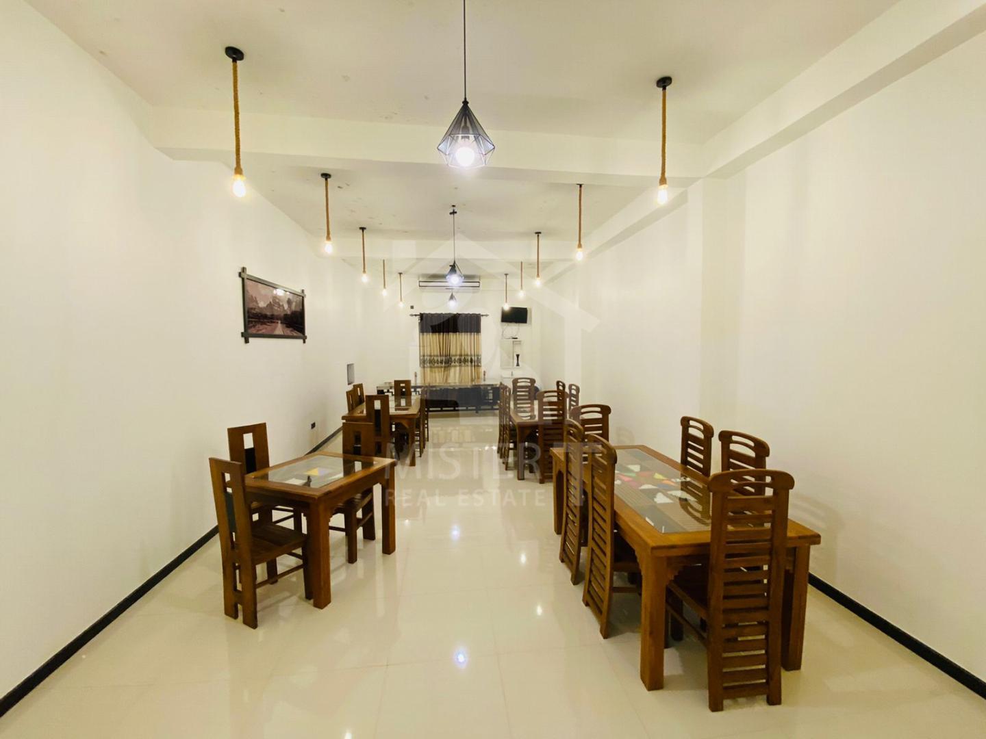 Hotel for Sale in Kataragama - image 3