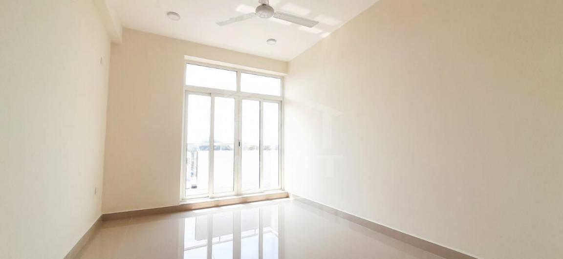  Apartment for Sale at Superior Homes- image 4