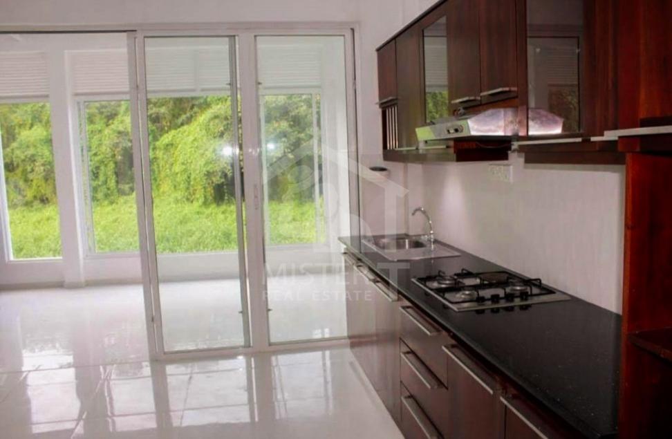 House for Sale in Rajagiriya - image 4