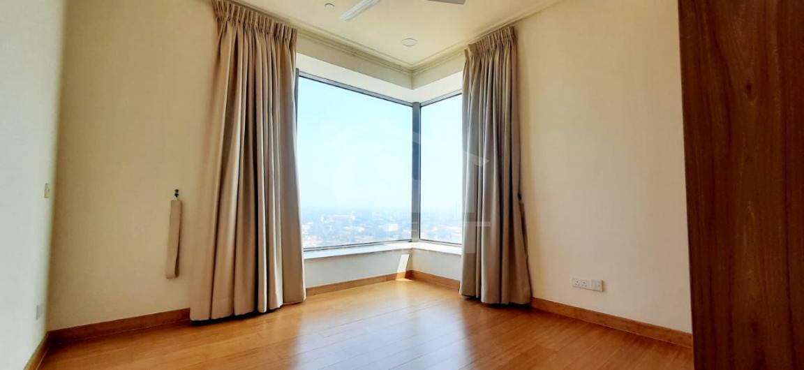 Unfurnished Apartment for Sale at Astoria.- image 5