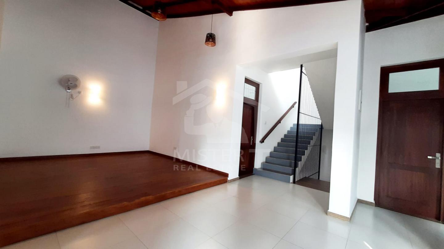 House for Sale in Battaramulla - image 5