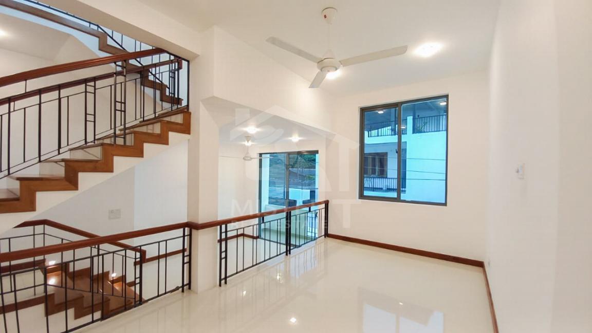 House for Sale in Malabe - image 5