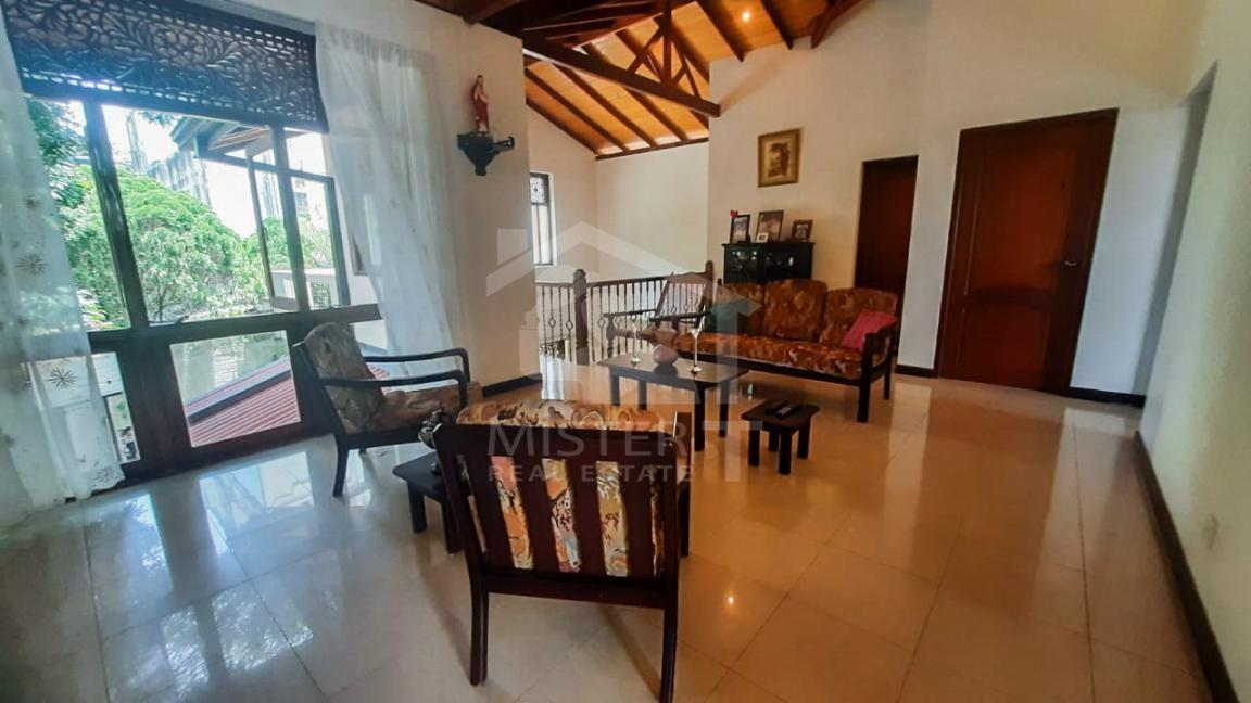 House for Sale in Ethul Kotte - image 6