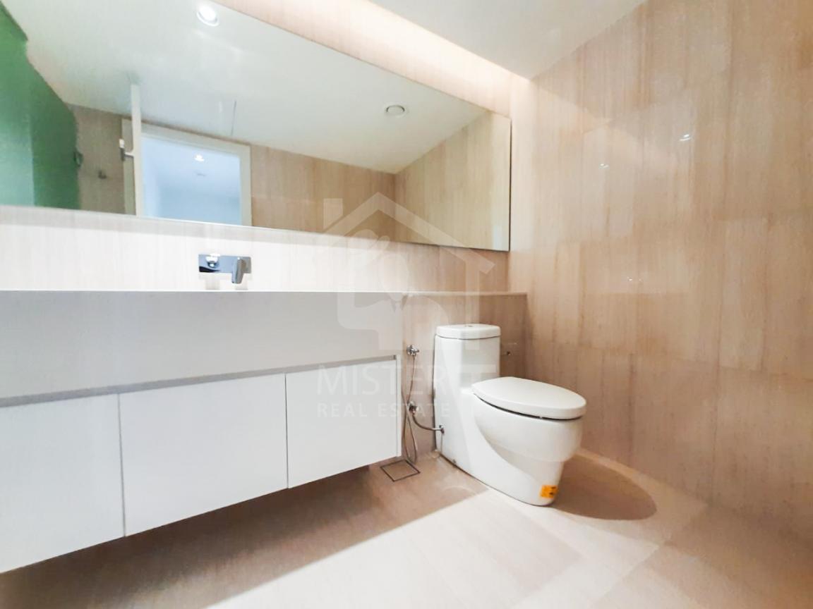 Apartment for Sale at Colombo City Centre - image 7