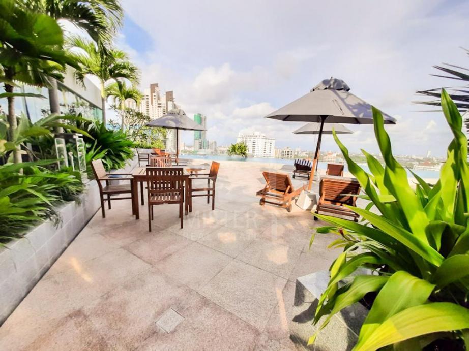 Apartment for Sale at Colombo City Centre - image 9