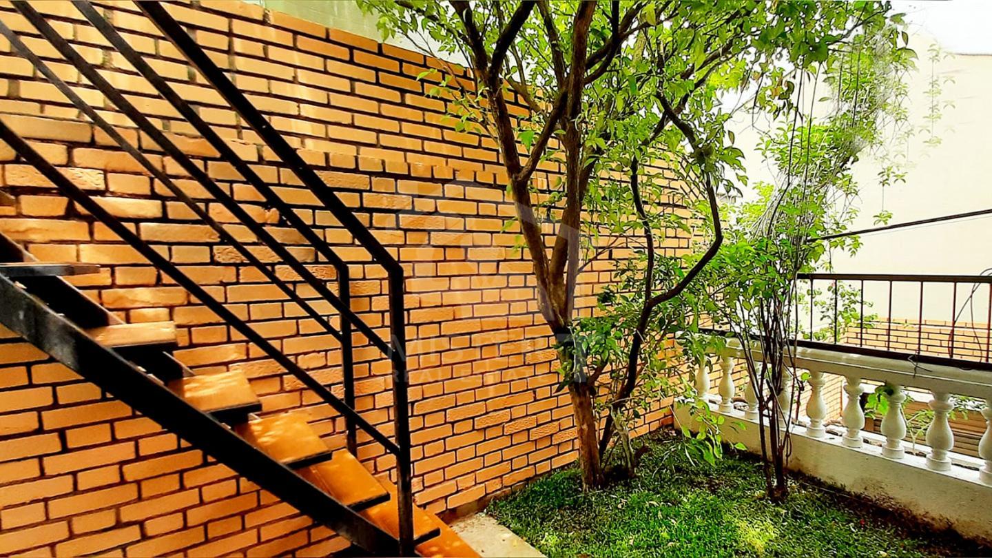 House for Sale in Colombo 08- image 9