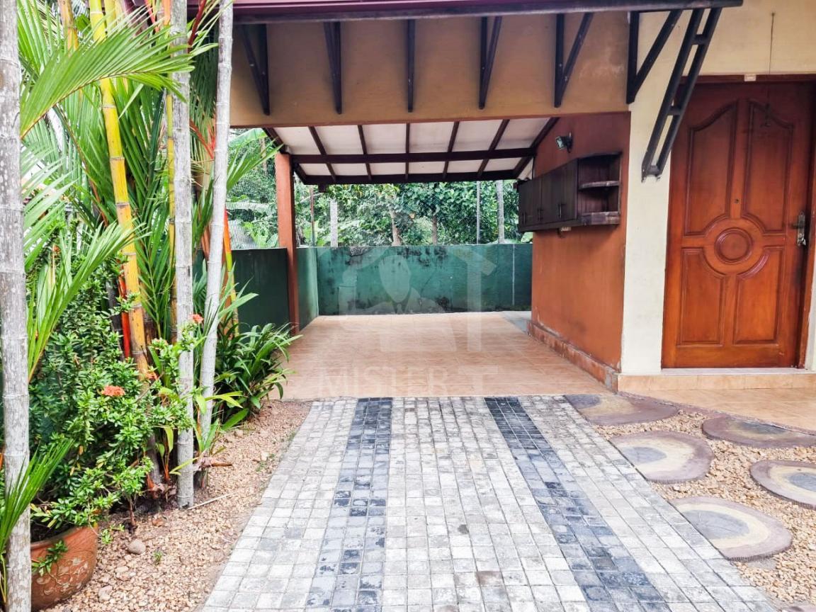 House for Sale in Wattala - image 9