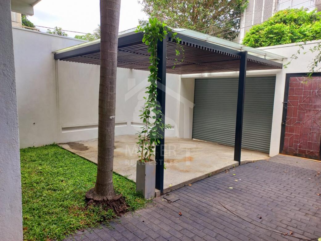 House for Sale in Rajagiriya - image 9